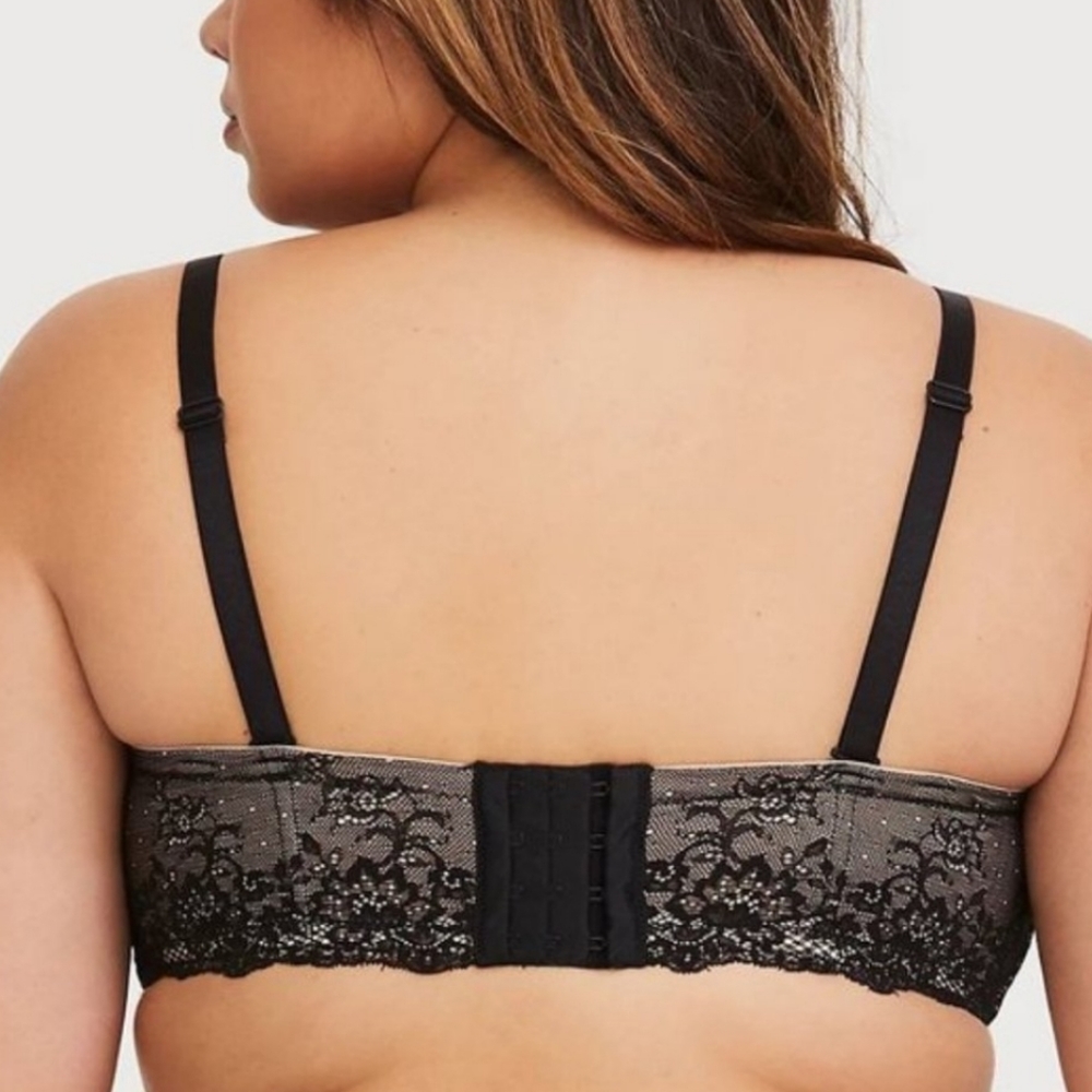 BLACK MICROFIBER LIGHTLY LINED MULTIWAY STRAPLESS BRA - Picture 4 of 4